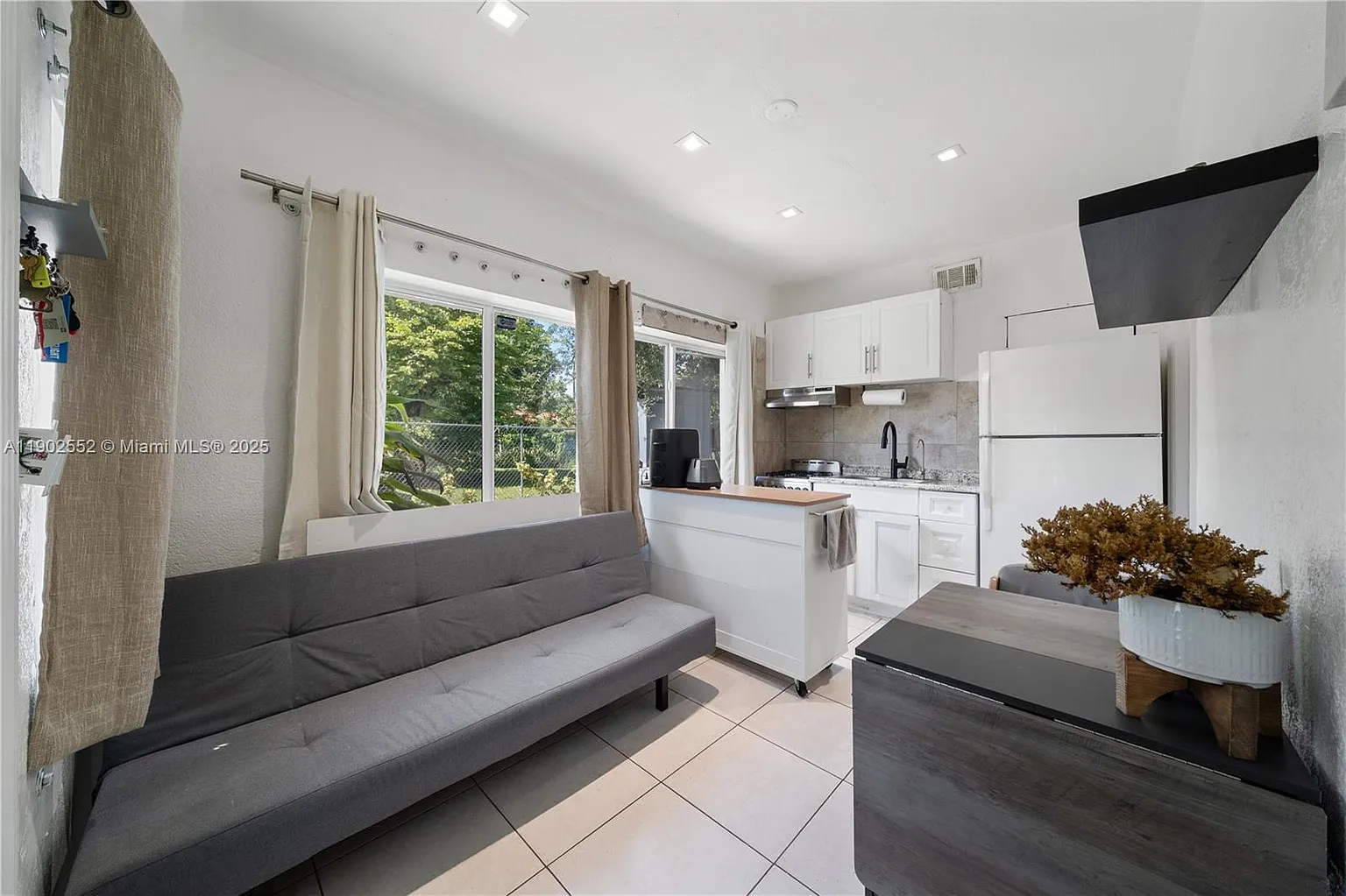 1257 NW 58th St, Miami, FL 33142