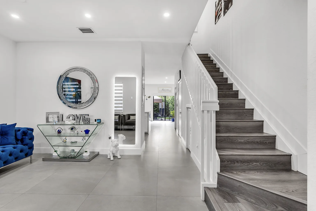 14782 SW 181st Ter, Miami, FL 33187