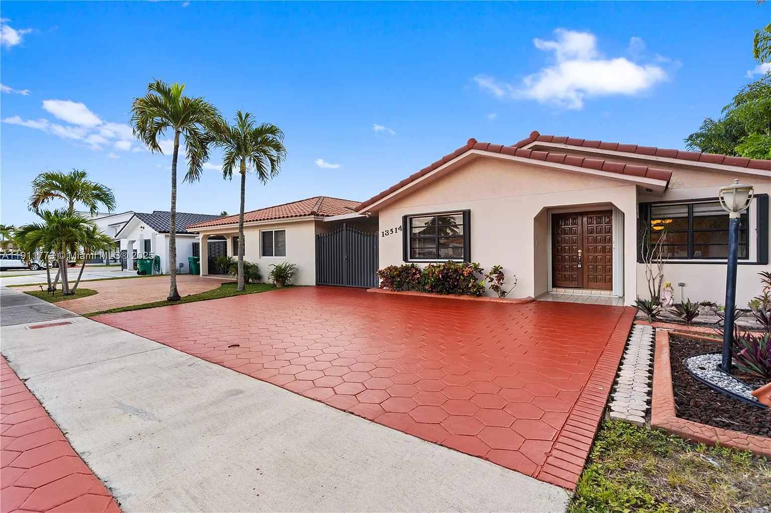 13514 SW 27th St, Miami, FL 33175