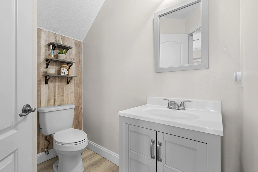 8181 SW 118th Ct, Miami, FL 33183